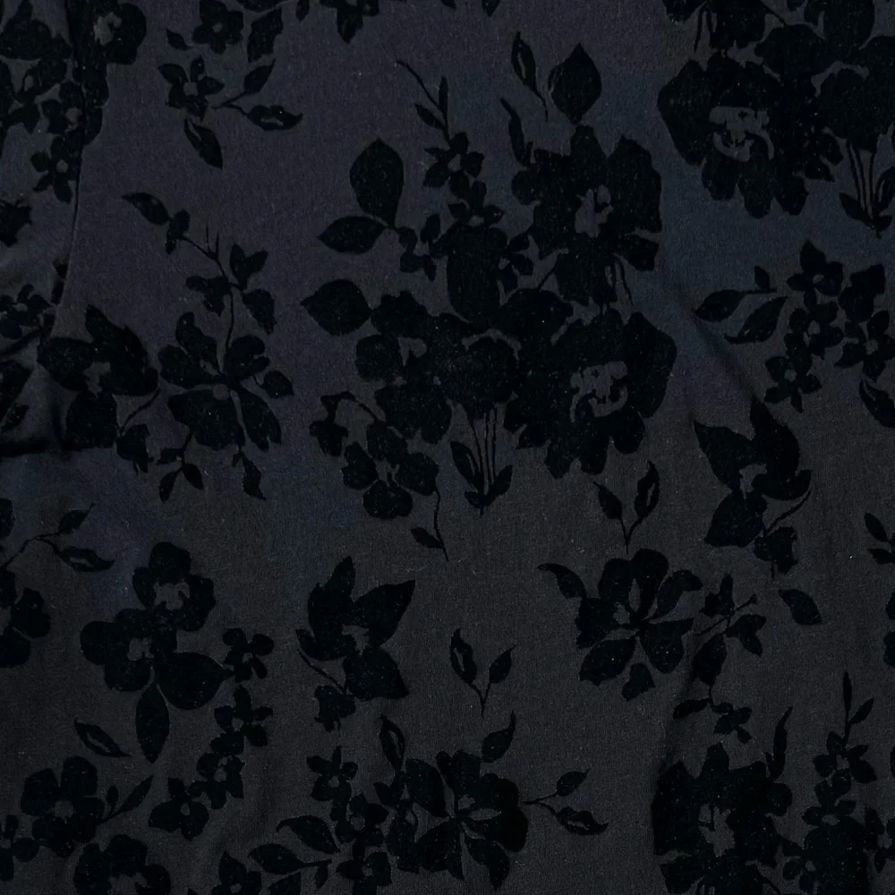TWIK Black Velvet Short Sleeve Tee Floral Pattern Flocked Burn-out Style Size S - Picture 3 of 9